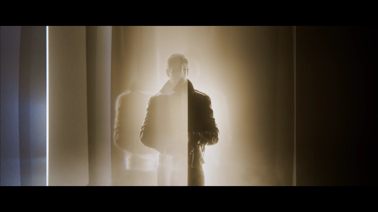 007 First light image preview